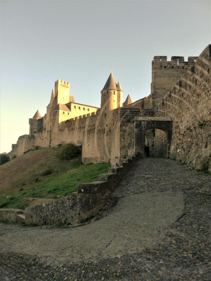 Sous Les Remparts Carcassonne